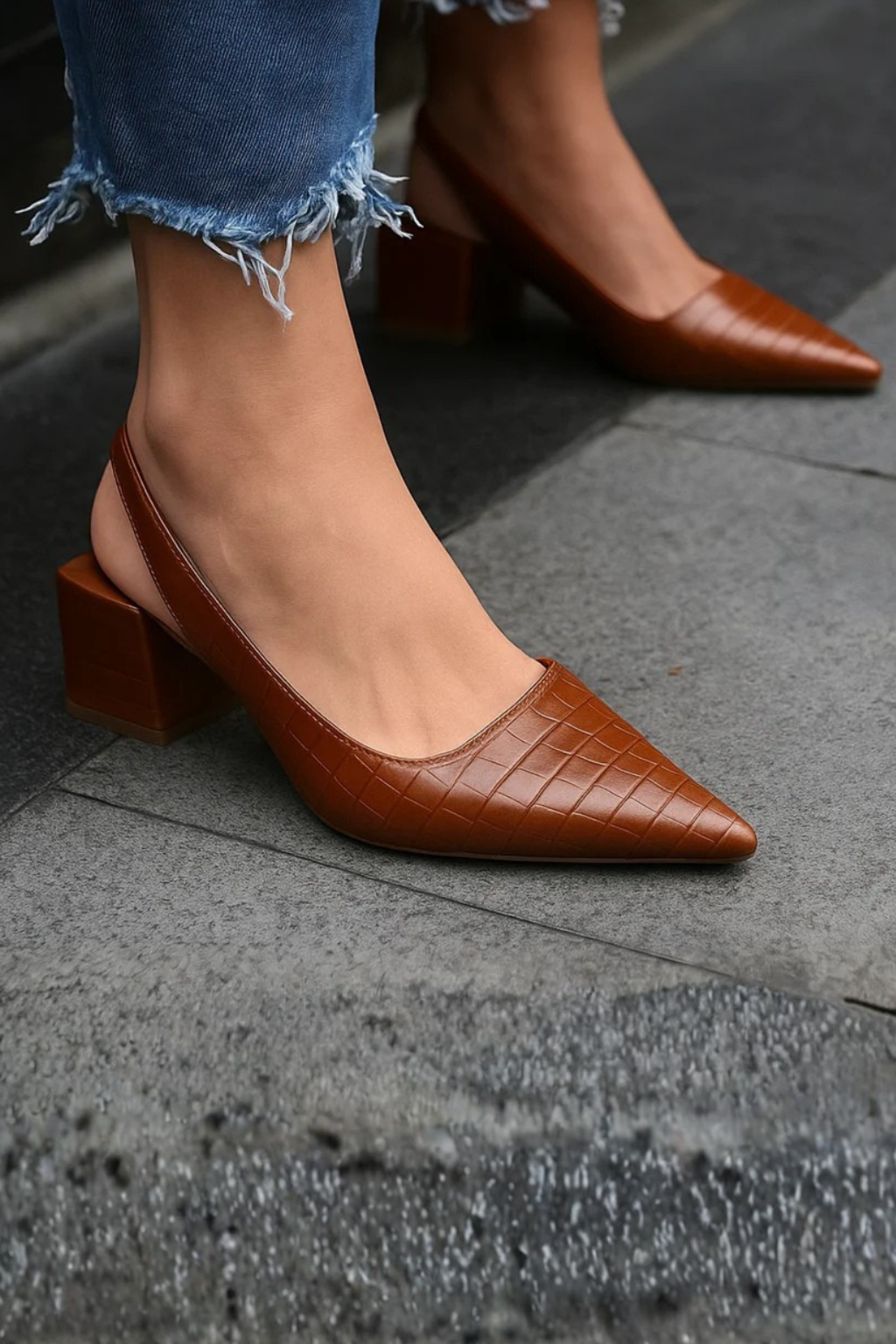 Women's Low Heel Slingback Pointed Toe Pumps