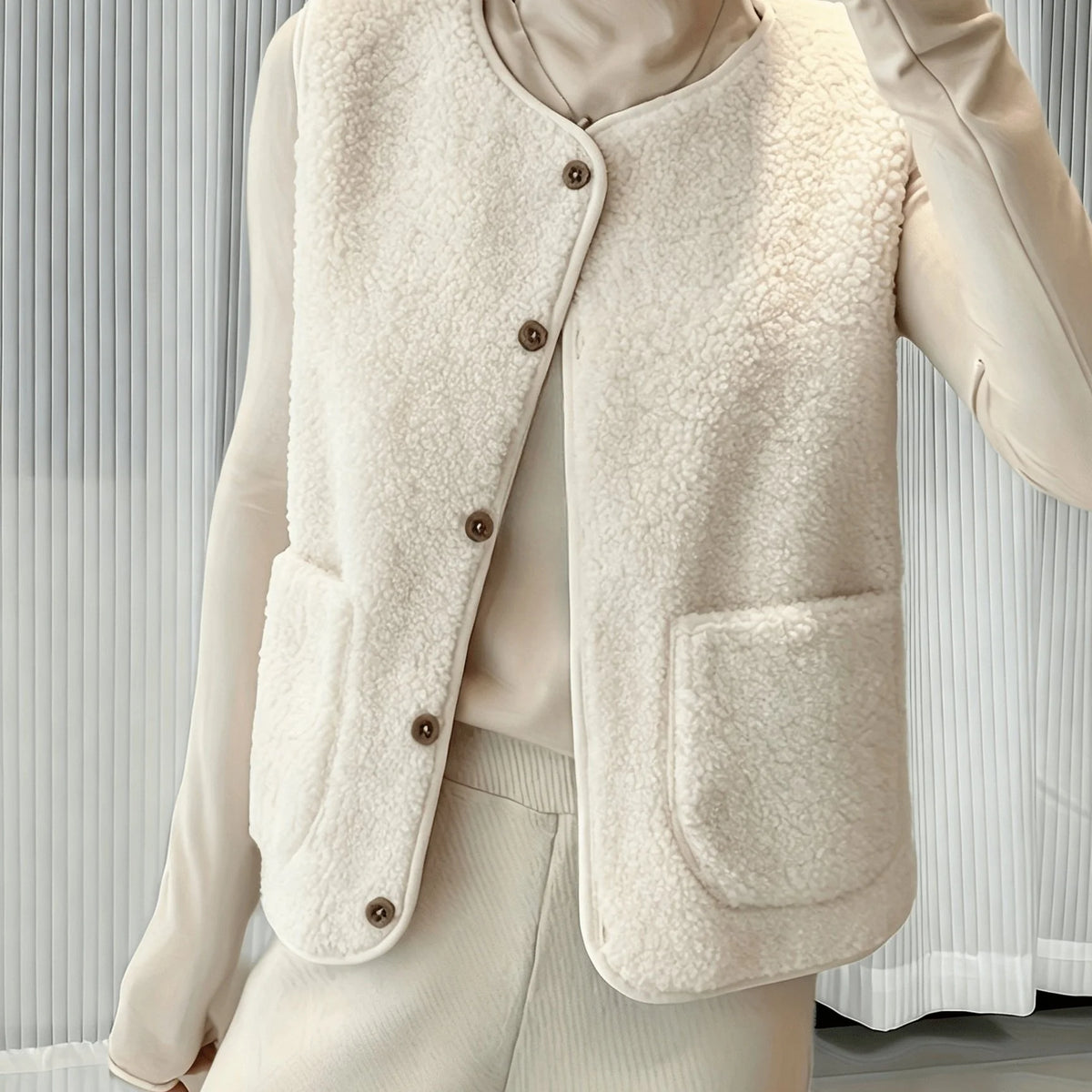 Trinity | Women's Gilet Borg Teddy Button-Front Sleeveless Plush Sherpa Soft Cosy Warm Layering Chic Feminine Casual Everyday Autumn