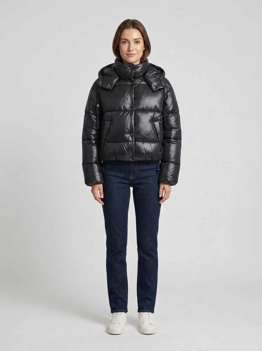 Amelia | Women's Cropped Puffer Jacket High Collar Quilted Padded Insulated Warm Zip Casual Everyday Winter Outerwear - Front [Lystr 6a7ecae9d06a72dd9f9ffd25:front]
