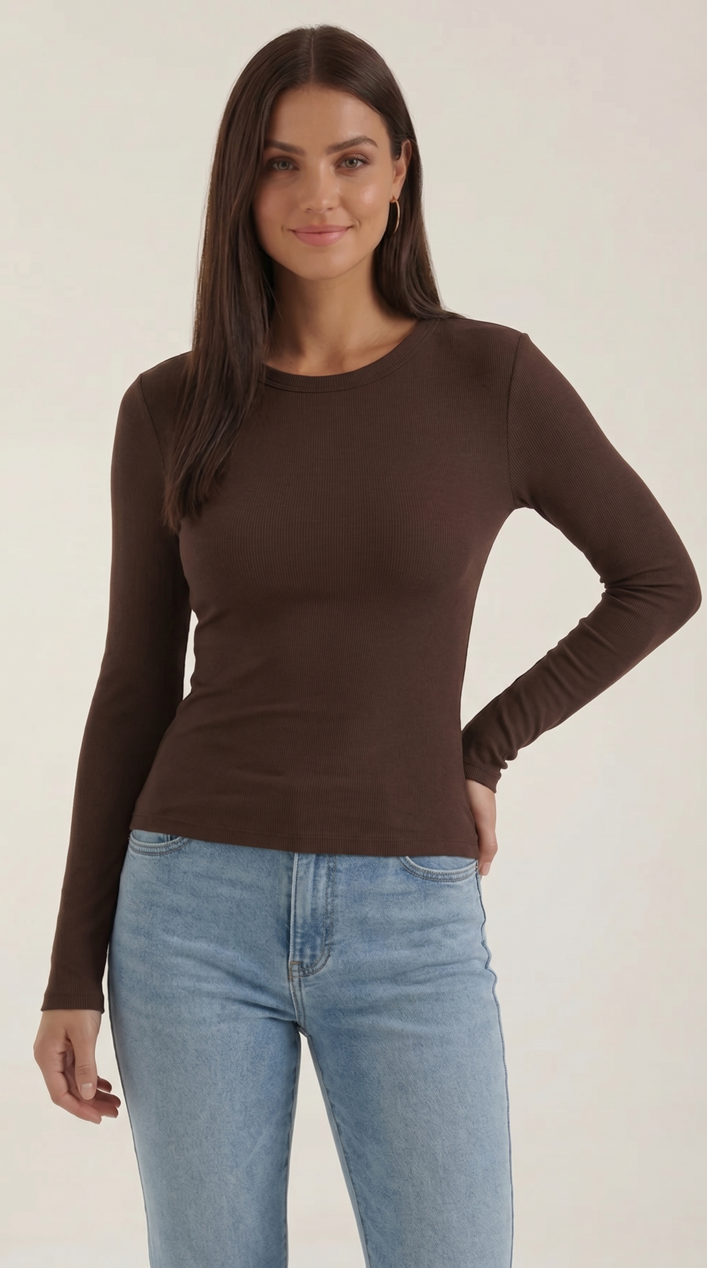 Women's Long Sleeve Ribbed T-Shirt with Round Neckline and Fitted Silhouette