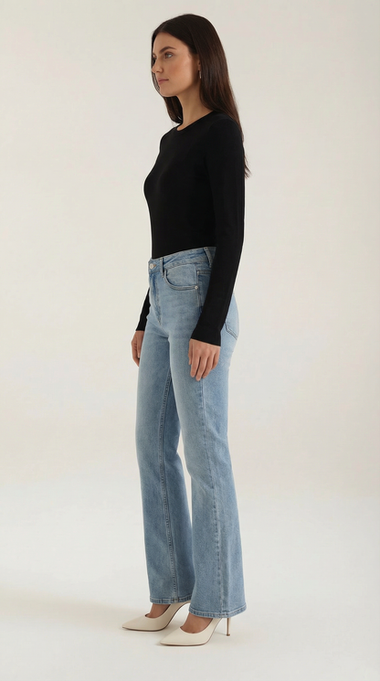 Women's Long Sleeve Ribbed T-Shirt with Round Neckline and Fitted Silhouette