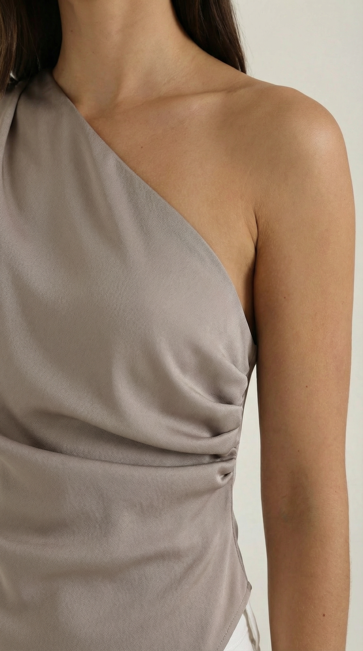 Women's Sleeveless One-Shoulder Top with Side Ruching and Asymmetric Hem