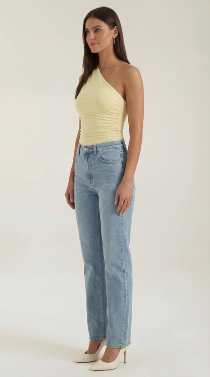 Women's Sleeveless One-Shoulder Top with Side Ruching and Fitted Cut