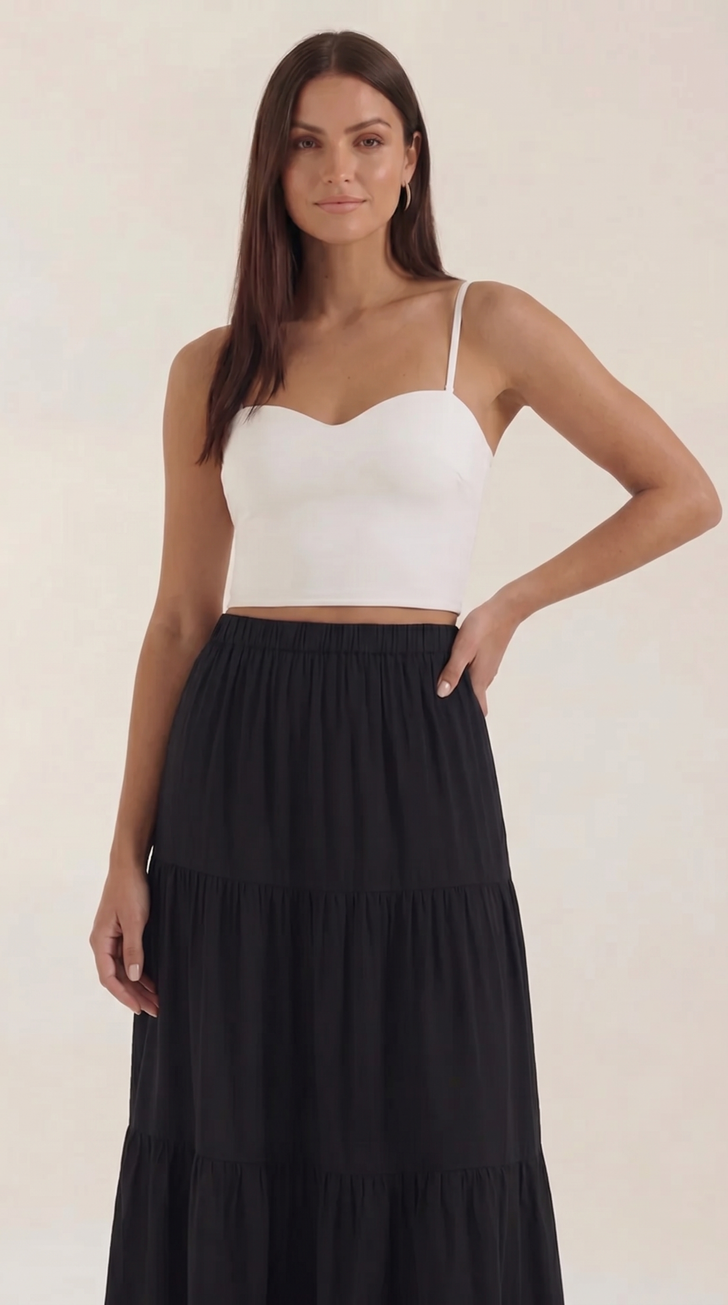 Women's Spaghetti Strap Crop Top with Heart Neckline and Fitted Silhouette