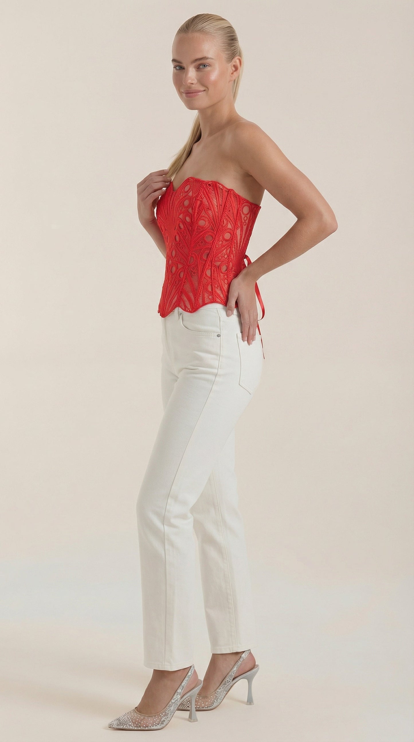 Women's Strapless Lace Corset Top with Heart Neckline and Structured Bodice