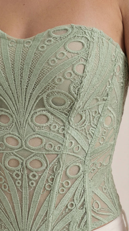 Women's Strapless Lace Corset Top with Heart Neckline and Structured Bodice