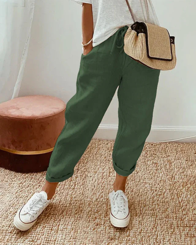 Women’s Relaxed Fit Tapered Ankle Pants