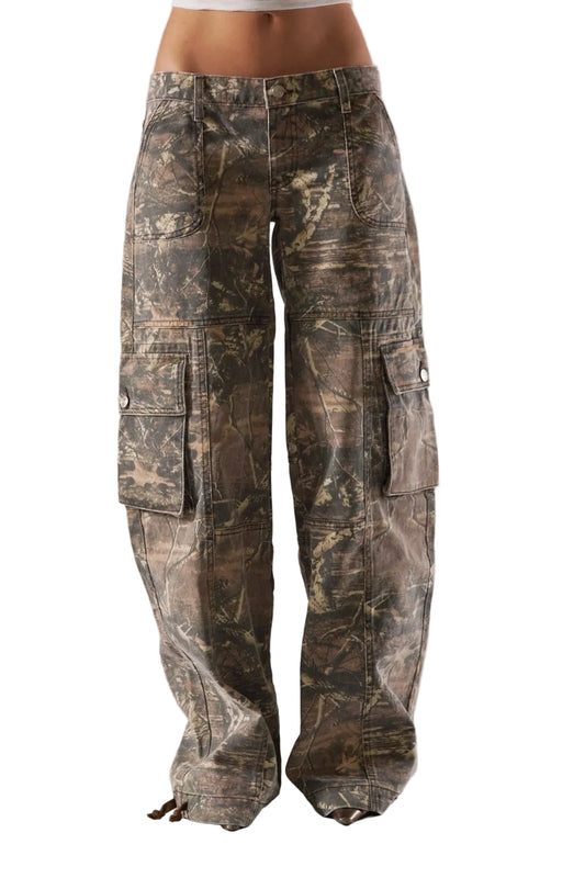 Women’s Relaxed-Fit Utility Cargo Pants