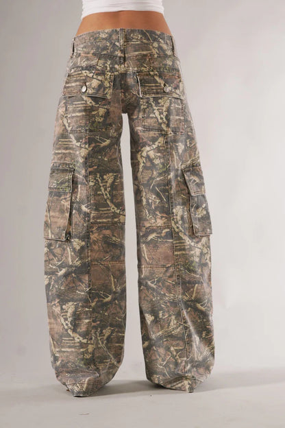 Women’s Relaxed-Fit Utility Cargo Pants