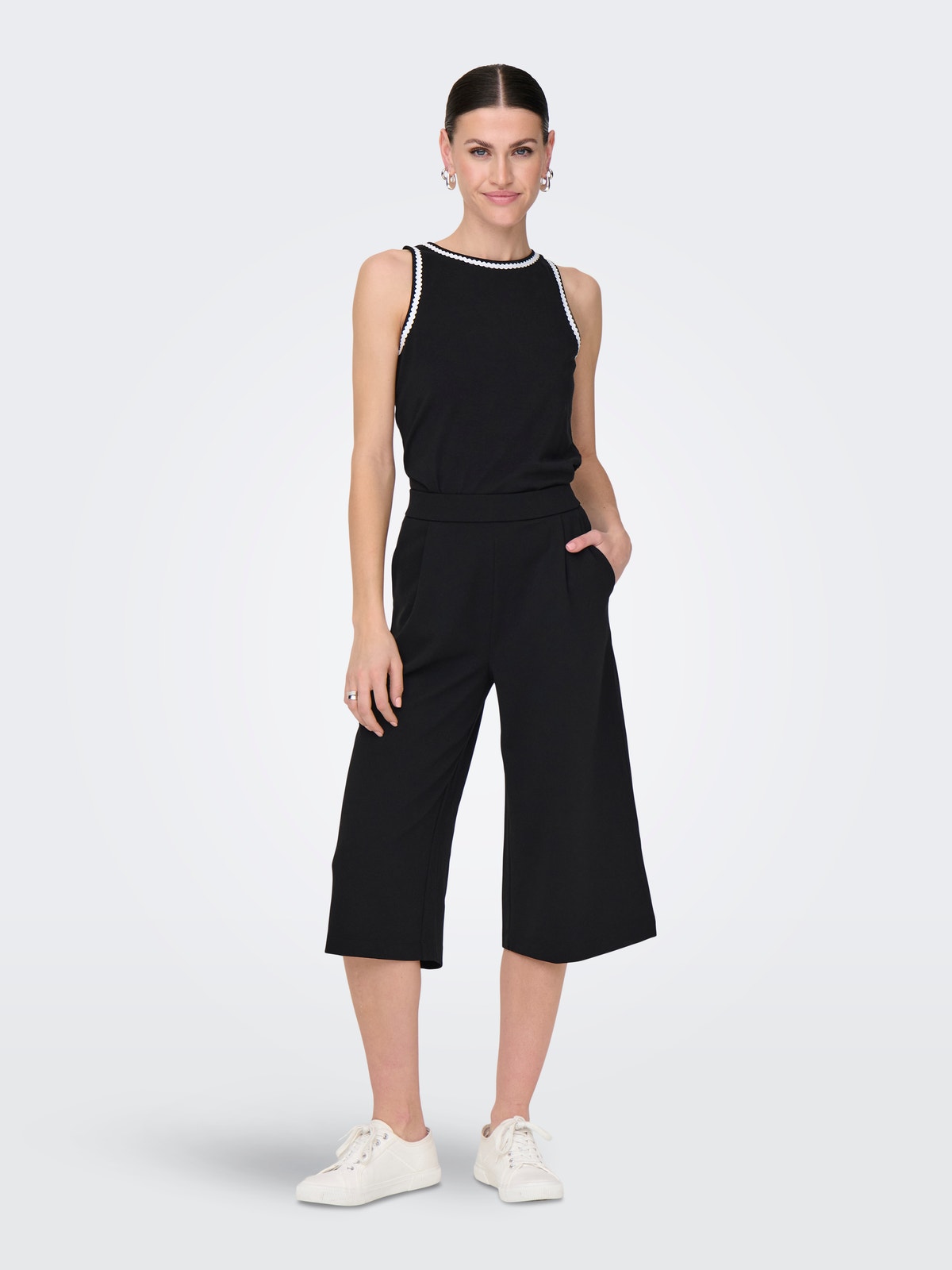 Women's Loose Fit Wide Leg Trousers