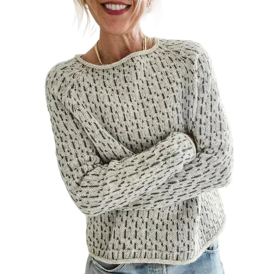 Women’s Knit Sweater with Textured Pattern and Round Neck