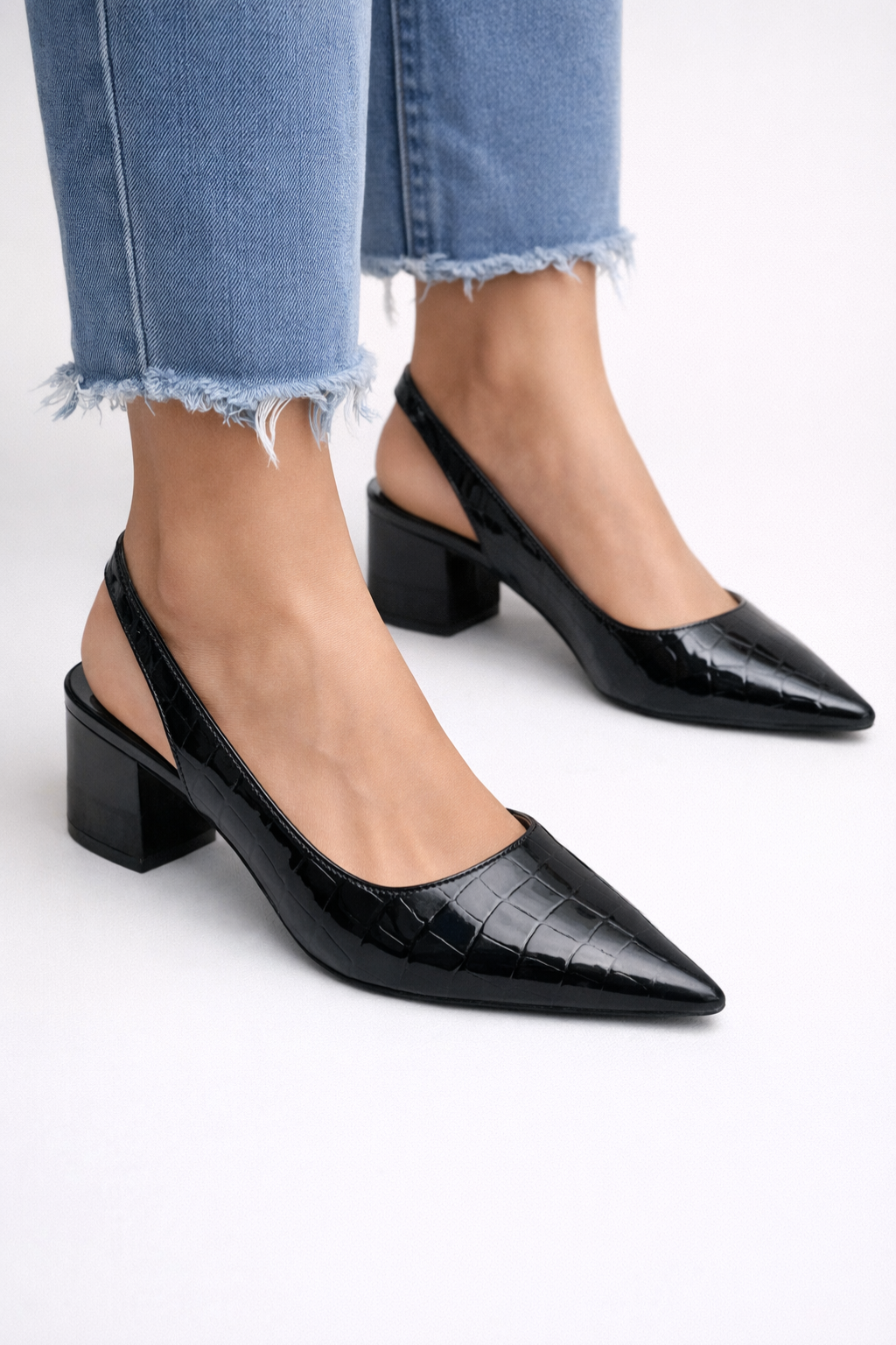 Women's Low Heel Slingback Pointed Toe Pumps