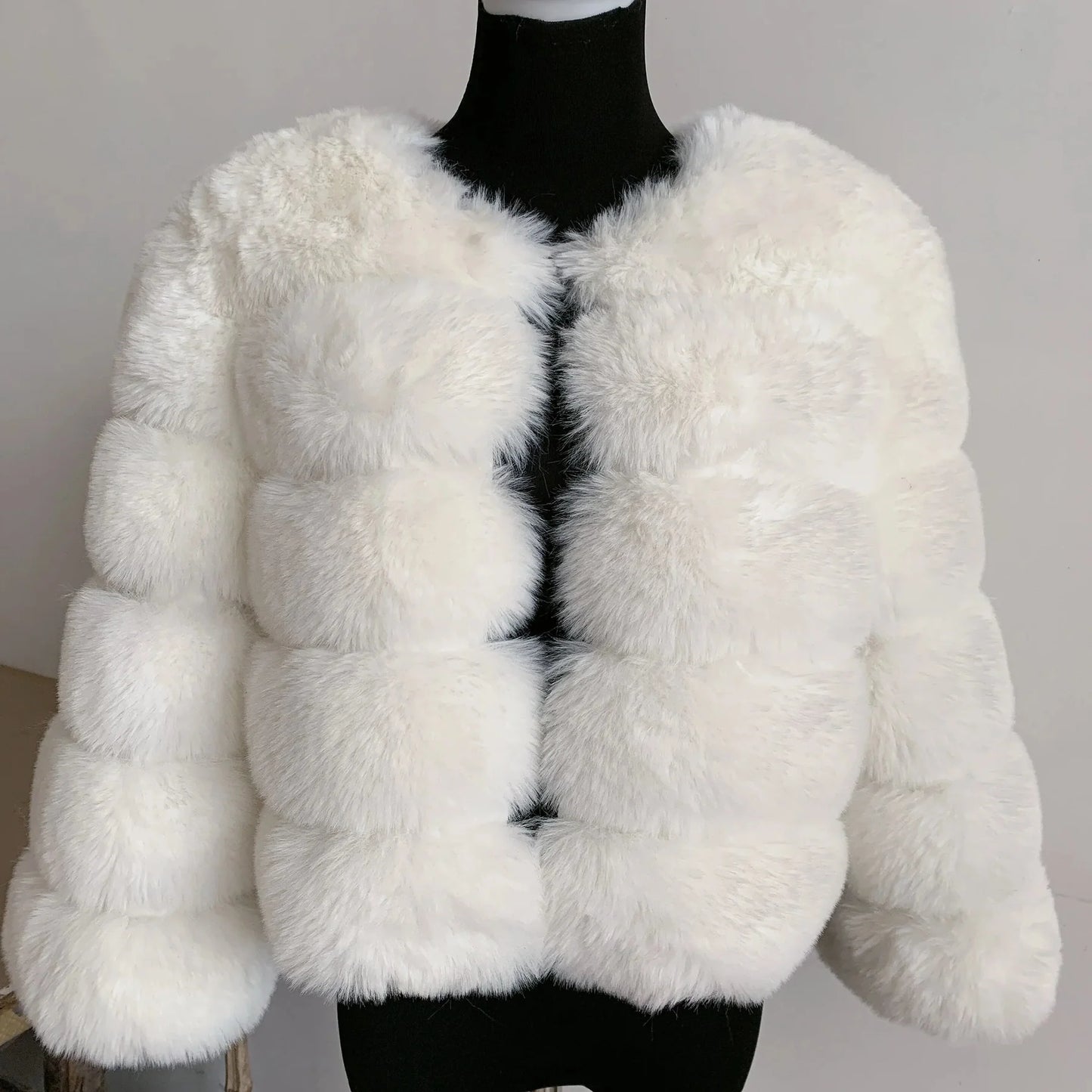 Women’s Luxury Faux Fur Cropped Jacket