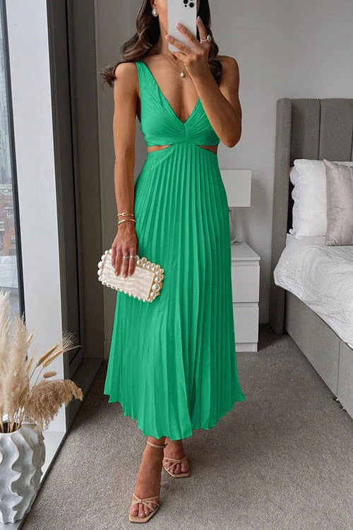 Women’s Pleated Cutout Waist Maxi Dress