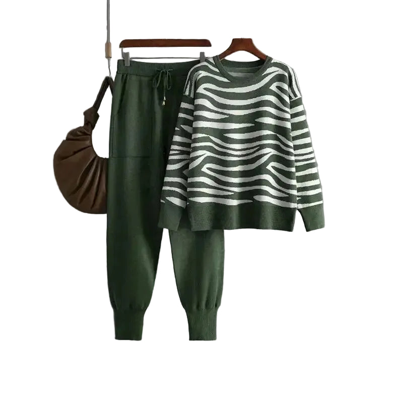 Women’s Zebra Knit Lounge Set