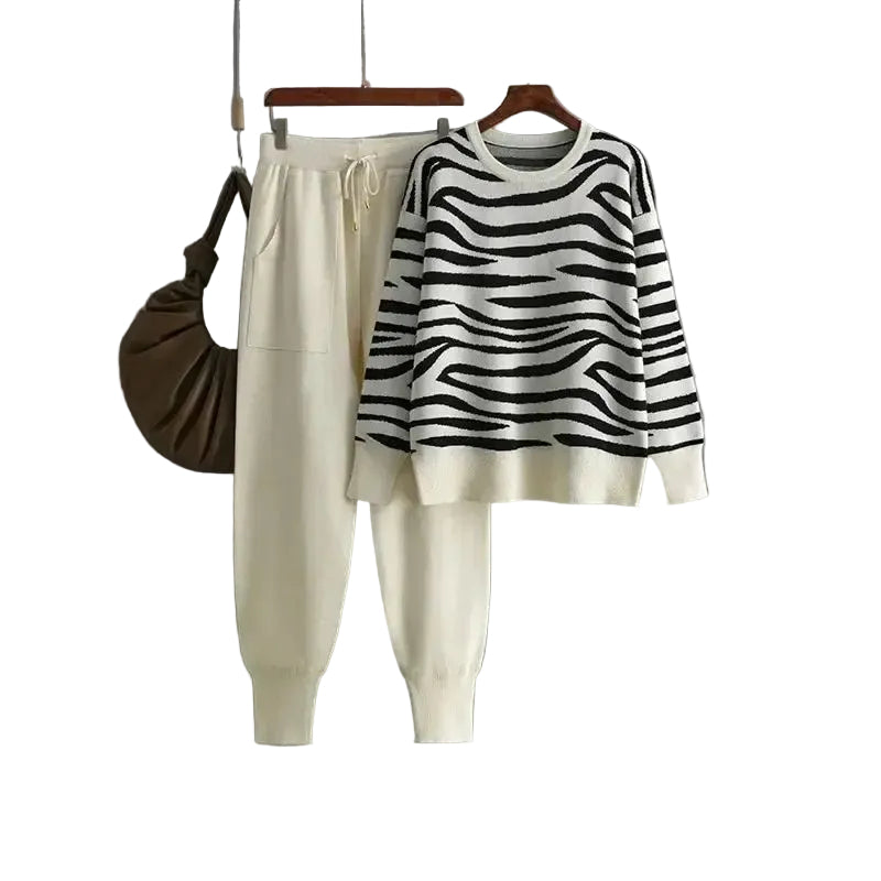 Women’s Zebra Knit Lounge Set