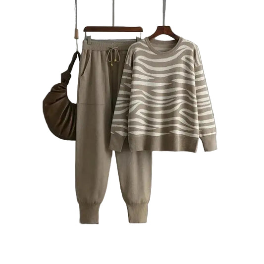 Women’s Zebra Knit Lounge Set